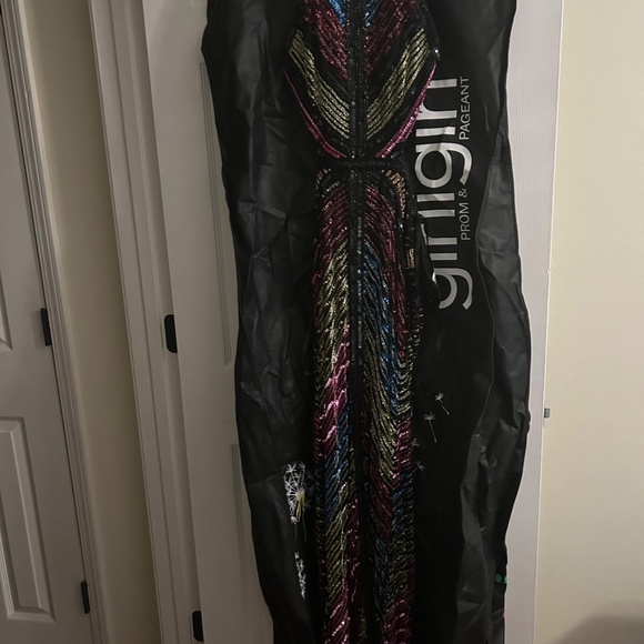 *Elegant formal dress for SALE!!* - Picture 3 of 6